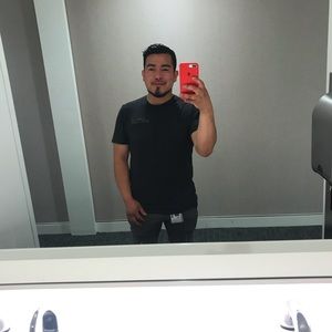 Meet your Posher, Delfino